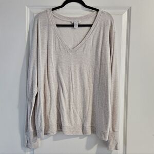 Athleta Heathered Beige Long Sleeve V-Neck Top